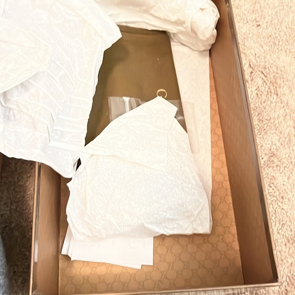 Womens Gucci sandal, in great condition python leather. - Picture 7 of 9